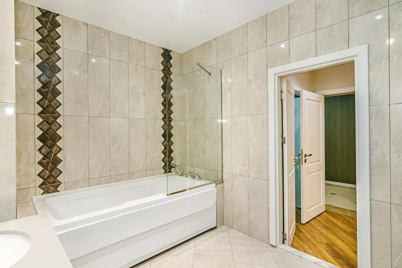 Isr Baku Family Hotel Apartment 4 Bedroom