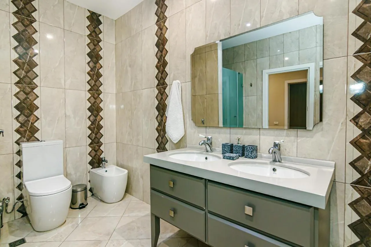 Isr Baku Family Hotel Apartment 4 Bedroom
