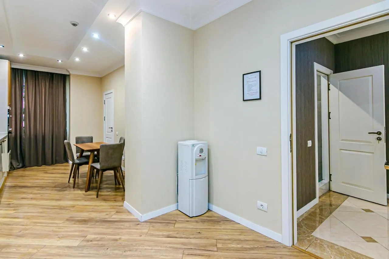 Isr Baku Family Hotel Apartment 4 Bedroom